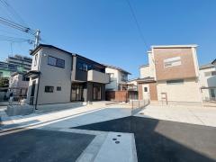 ブルーミングガーデン　南区鶴田4丁目　全5棟