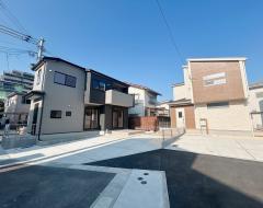 ブルーミングガーデン　南区鶴田4丁目　全5棟